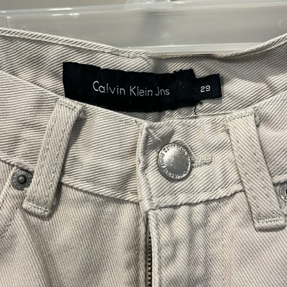 3 pairs of Beige colored jeans - Picture 2 of 5